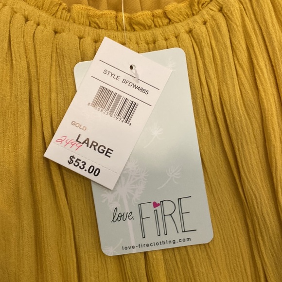 Casual dress - Picture 2 of 2